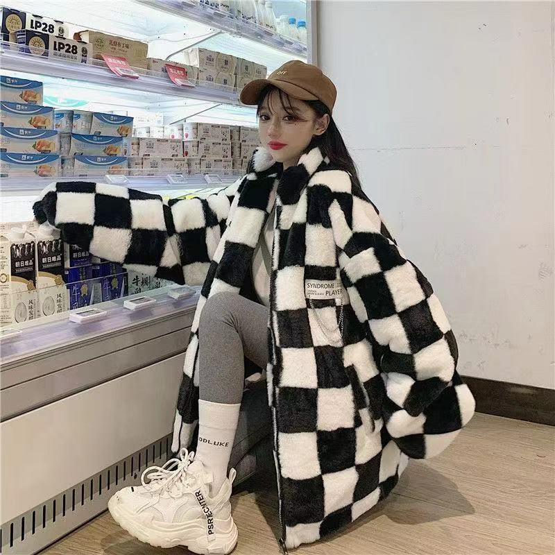 Thick wool lamb checkerboard jackets women's autumn and winter casual Korean style all-match lazy wind mid-length jacket tops