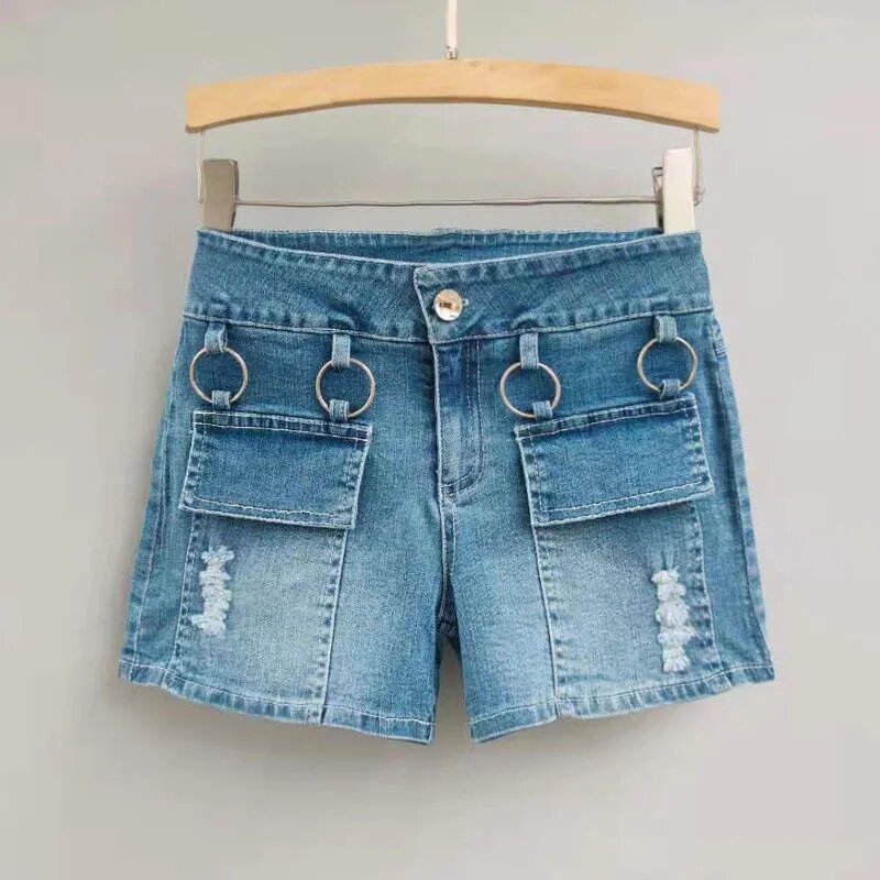Czarne jeansowe szorty dla kobiet 2024 Wiosna / Lato Nowe koreańskie spodnie z niskim stanem Elastyczne gorące spodnie Białe kobiece krótkie spodnie na co dzień