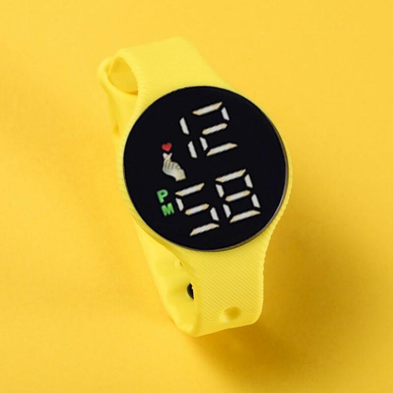 นาฬิกาข้อมือดิจิตอลแฟชั่นสำหรับทุกเพศนาฬิกาข้อมือดิจิตอล LED กีฬาสำหรับเด็ก Jam Tangan Digital ของขวัญที่สะดวกสบายสำหรับการเดินทาง