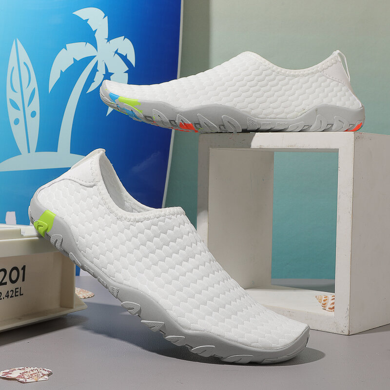 2024 nuove scarpe da acqua scarpe da Fitness da allenamento spiaggia all'aperto nuoto scarpe da durabilità ad asciugatura rapida coppie sneakers Casual all'aperto