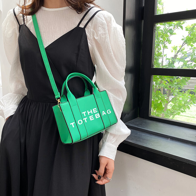 2023 Luxury Designer Tote Bag moda donna borse lettera borse a tracolla marche Shopper borse Casual semplici borse a tracolla