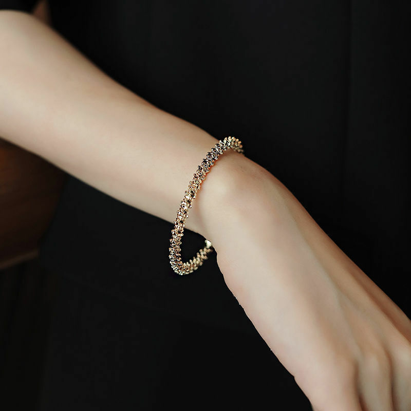 Bracelets ouverts en alliage doré pour femmes, accessoires de mode coréens, haut de gamme, nouveau Design tendance