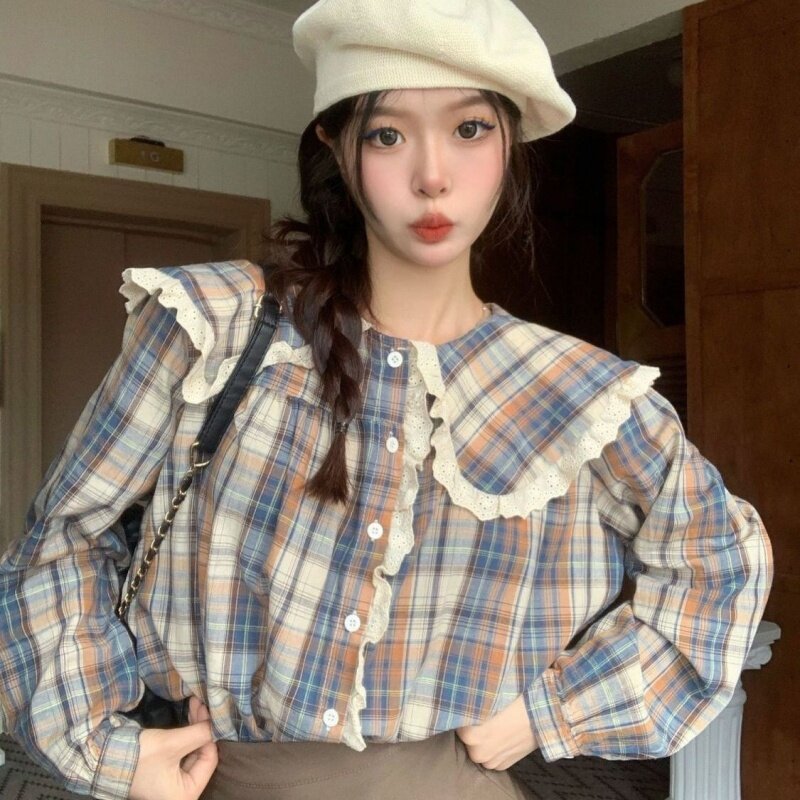 Camisa coreana de renda plissada solta feminina, colarinho de boneca, doce, retrô, nova, primavera e outono, 2023