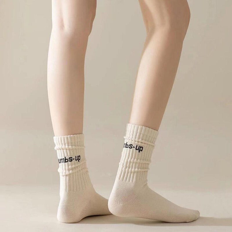 Calcetines japoneses para mantener el calor y el frío al aire libre, medias de tubo medio con estampado Kawaii, medias divertidas para monopatín, moda para mujer