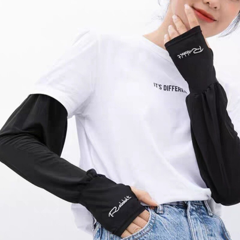 Summer Ice Silk Baggy Sleeves Sun-proof Windproof Cuff UV Protection Sweating Quick Drying Arm Covers Protecting Skin Sheath