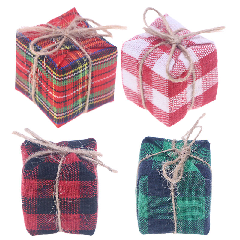 5Pcs Dollhouse Miniature Christmas Gift Box Scotland Holiday Party Decor Pendant Kids Pretend Play Toy Doll House Accessories