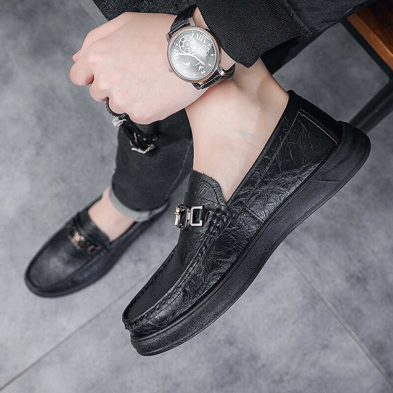 Zapatos ligeros de negocios para hombre, calzado de lujo con diseño de boda, con suelas duraderas cosidas a mano, para caminar, novedad de 2023