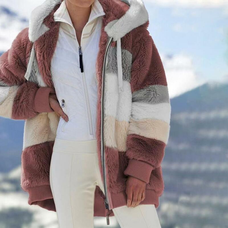 Mantel Wanita Musim Dingin Kasmir Jaket Beludru Domba Musim Dingin Jaket Wanita Berkerudung Serut Longgar Mantel Mewah Pakaian Luar Kasual Ukuran Besar