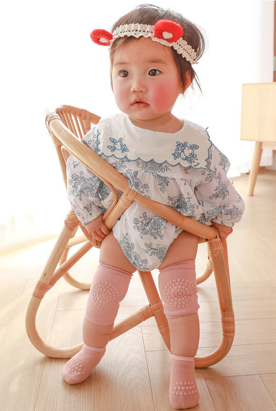 Kaus kaki lantai bayi, baru Set bantalan lutut multiwarna merangkak usia 0-3 tahun keselamatan kaus kaki balita anti selip