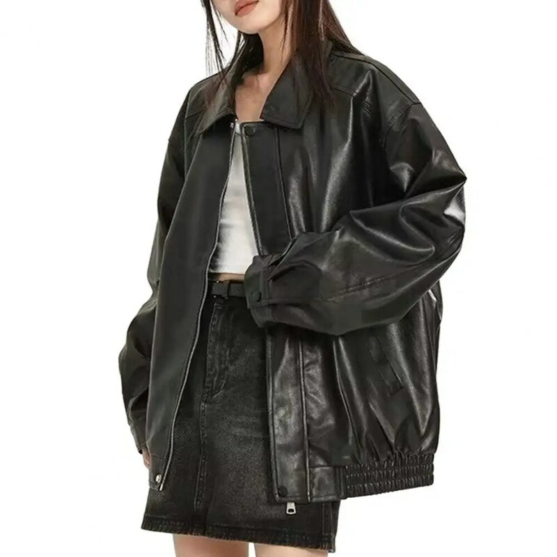 Куртка женская из искусственной кожи, свободный крой, длинный рукав, отложной воротник, на молнии, с карманами, однотонная винтажная в американском стиле, большие размеры