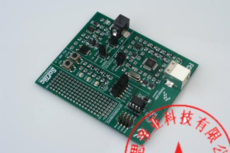 Placa de desarrollo Spot DEMO9RS08KA2, interfaz USB, microcontroladores RS08