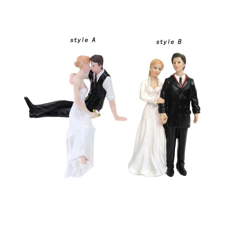 Rustic Cake Topper Miniature Scene People Small Funny Marry Sculpture Bride and Groom Figurines for Birthday Gifts Engagement