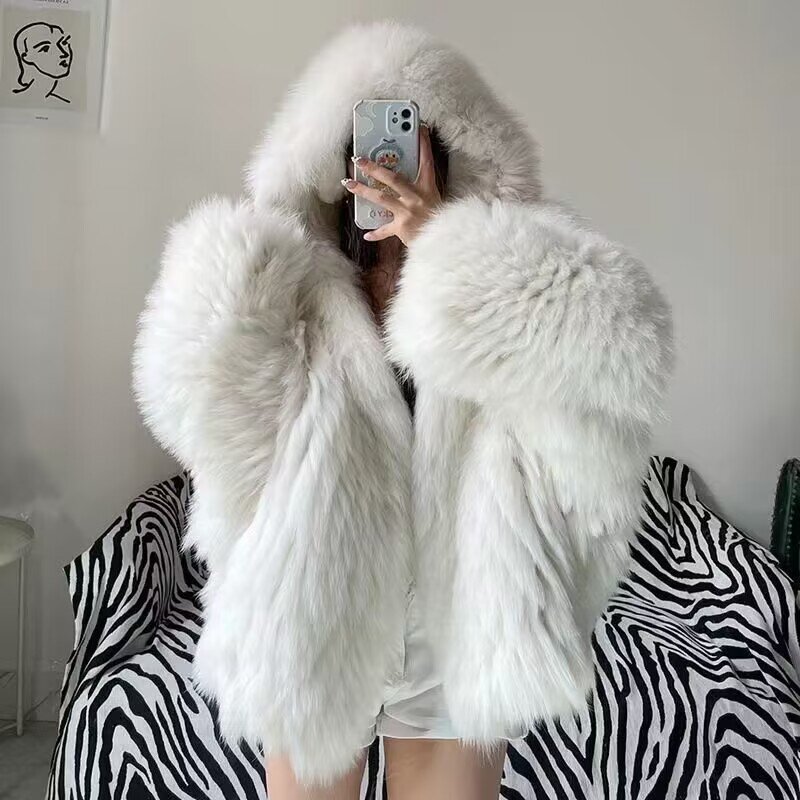 Natural real fox fur hooded short women's coat Winter fashion warm coat Luxury real raccoon hooded jacket