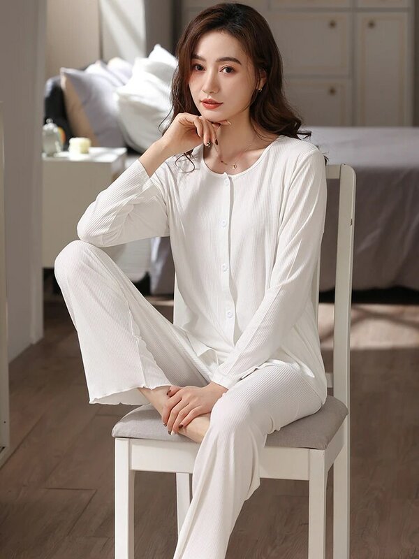 Piyama Musim Semi Putih Pakaian Tidur Wanita Modal Warna Murni Kerah Bulat Piyama Pakaian Rumah Setelan Piyama Lengan Panjang Gaun Malam Wanita