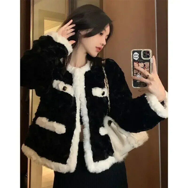 Mantel gaya Vintage wanita, atasan hangat bulu palsu leher O, mantel pendek tebal musim dingin