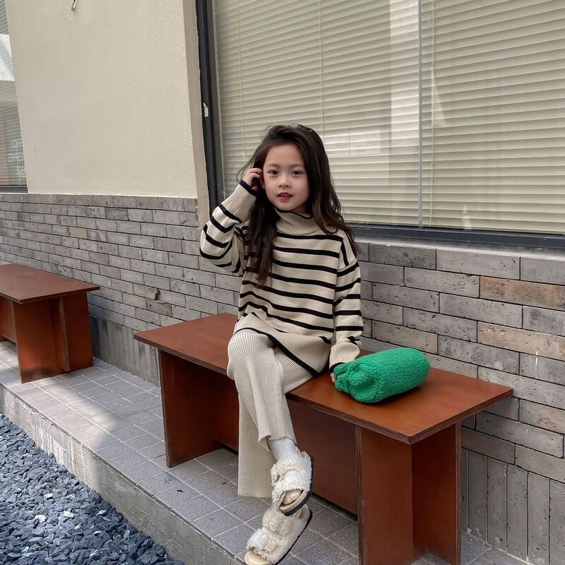 Autumn and Winter Girls' Clothing Set New Children's Pullover Sweater Pants Two piece Set Baby High Neck Sweater Suit