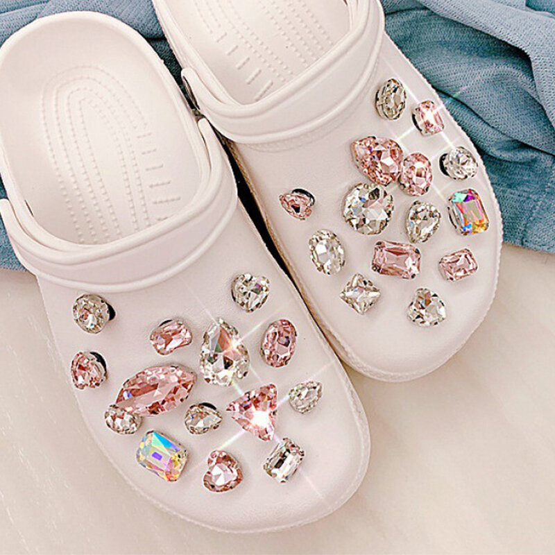 Jimat sepatu untuk Crocs DIY berlian berwarna kristal gesper sepatu dekorasi untuk sepatu Croc pesona aksesoris hadiah pesta anak-anak