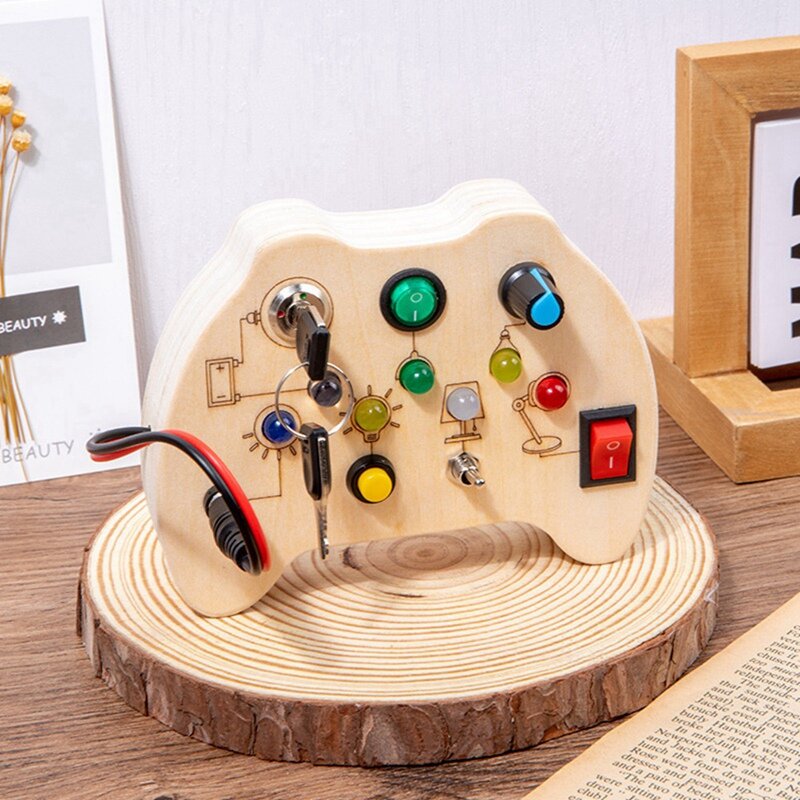 Kids 'Wooden Montessori Busy Board com Luz LED, Switch Control Board, Jogos Educativos Sensoriais, 2-4 Anos de Idade, Brinquedos Duráveis
