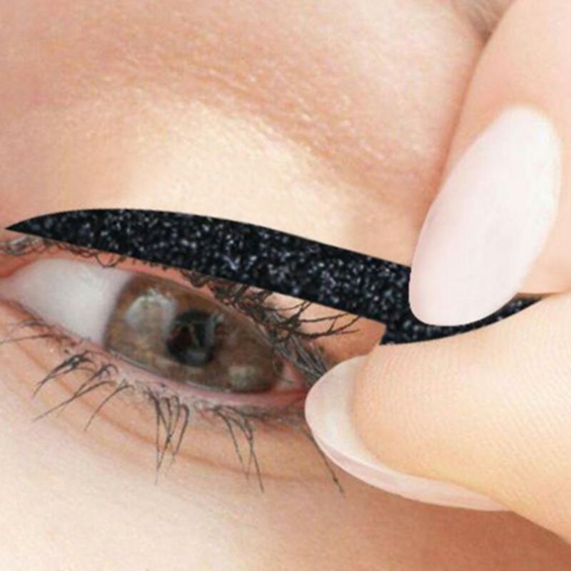 5Pairs Eyelid Sticker Self-adhesive Stylish Ladies Girls Eyeliner Sticker for Party Eyelid Tape Makeup Shiny Eye Line Stickers