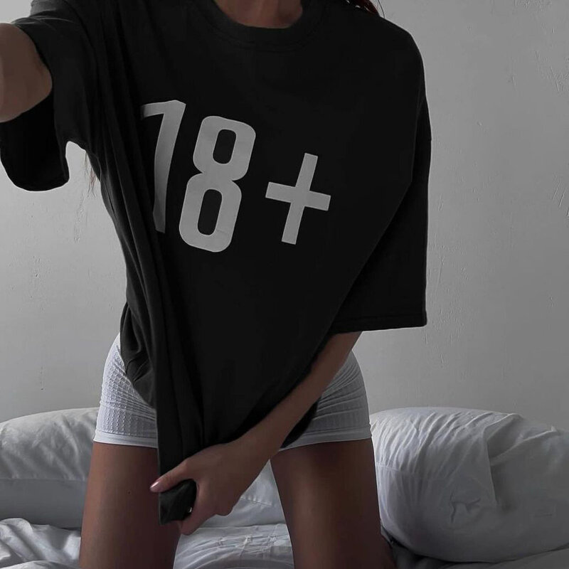 Футболка женская короткая с принтом, модный минималистичный топ свободного покроя в стиле Instagram, с коротким рукавом до локтя, с круглым вырезом, в стиле кэжуал, контрастных цветов, на лето
