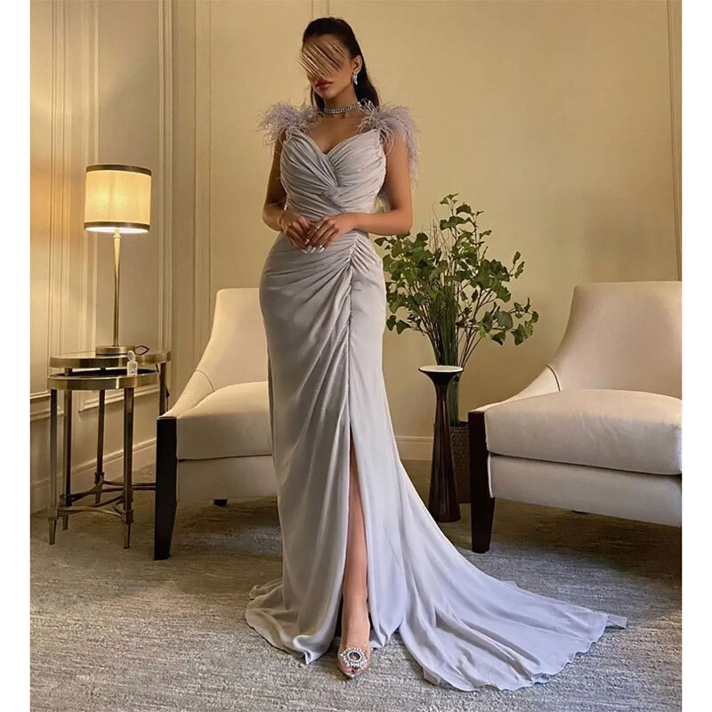 Elegante graue Abendkleider Federn A-Linie ärmellose Sweep Train Plissee Ballkleider formelle Party kleid für Frauen
