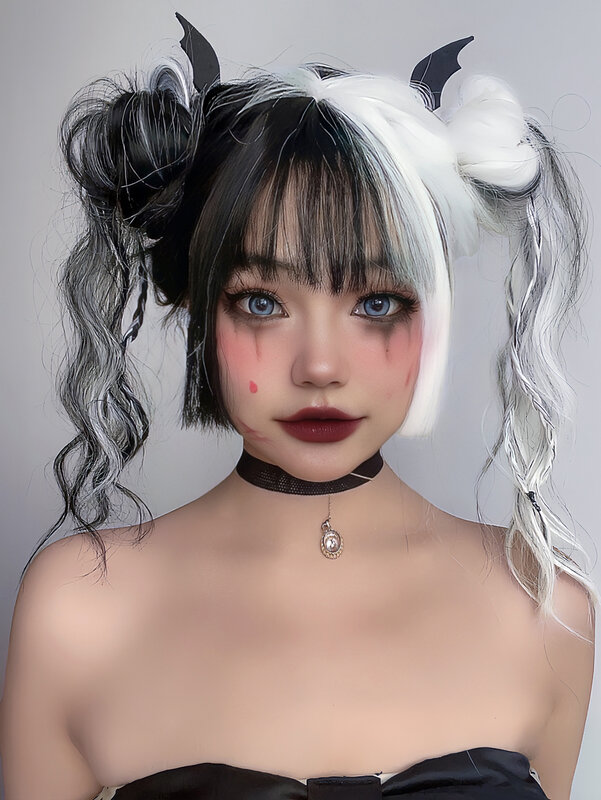 28 Zoll Lolita schwarz und weiß Farbe synthetische Perücken mit Knall lange lockige gewellte Haar Perücke für Frauen täglichen Gebrauch Party hitze beständig