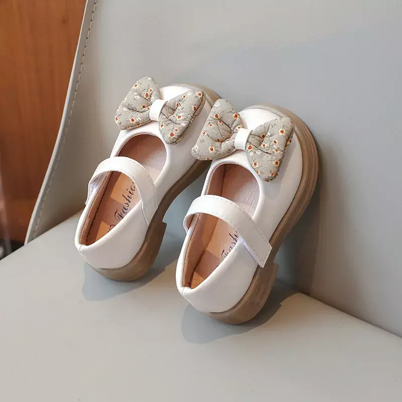Girl Leather Shoes Mary Jane Sweet Kids Princess Causal Dress Shoes Fashion Thick Bottom Children Wedding Party Shoes Non-slip