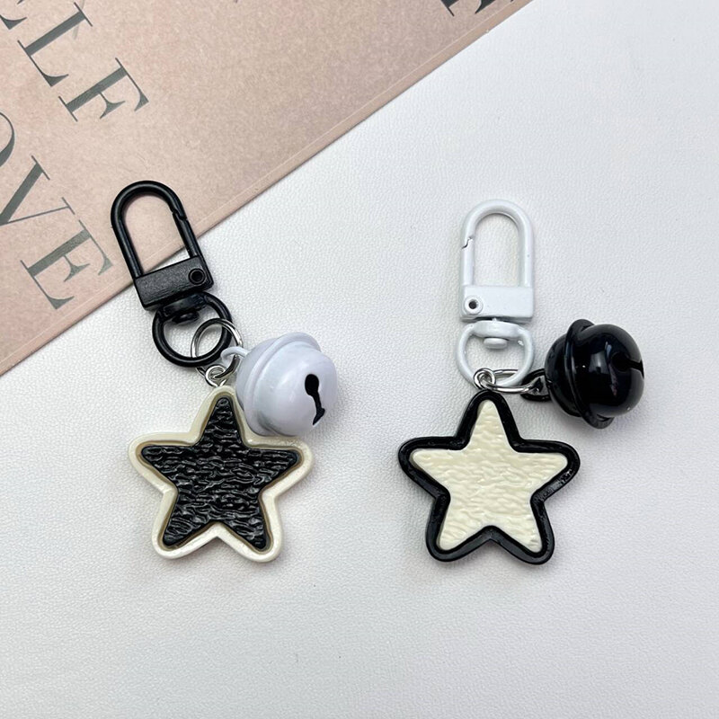 Y2K Vintage Star Keychain Black White Pentagram Keyring Fashion Trend Key Chain School Bag Pendant Couple Gifts