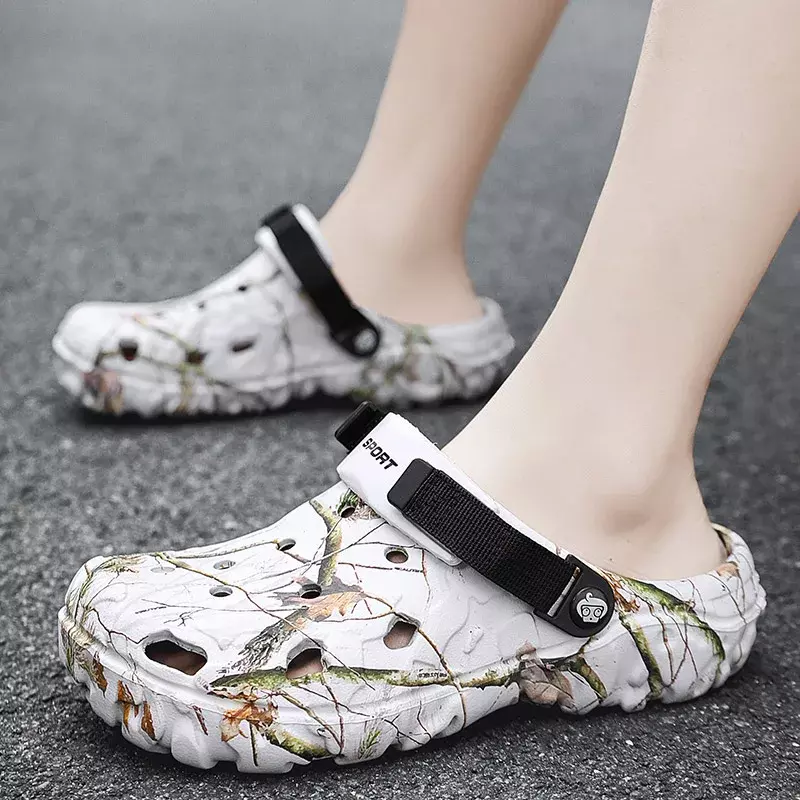 Nuovi sandali scarpe estive da uomo indossano sandali antiscivolo resistenti all'usura comode pantofole da spiaggia all'aperto di alta qualità per uomo