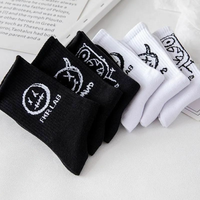 Calcetines de algodón blanco y negro para hombre, medias divertidas de estilo hip hop con dibujos animados, ideal para regalo de vacaciones