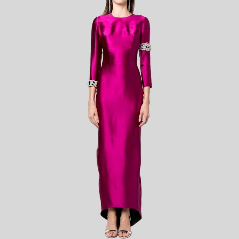 Bohemian bridal gown, dark temperament, round neck, mid-sleeve, long presiding dress, long catwalk, thin purple red dress