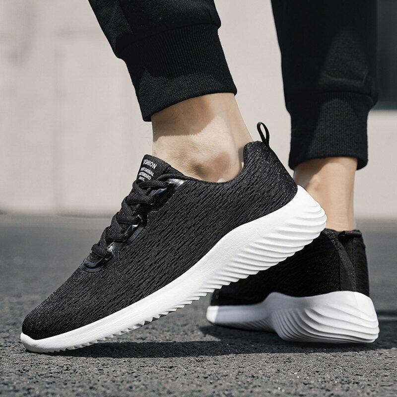 Men Sneakers Running Shoes High Quality Sport Shoes Classical Comfort Mesh Casual Solid Lace Up Men Fashion Tennis Shoes New