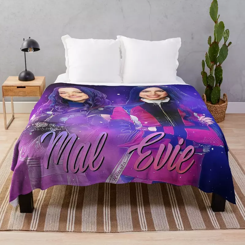Mal and Evie - Descendants 3 Throw Blanket blankets and throws Luxury Throw Flannels Picnic Blankets