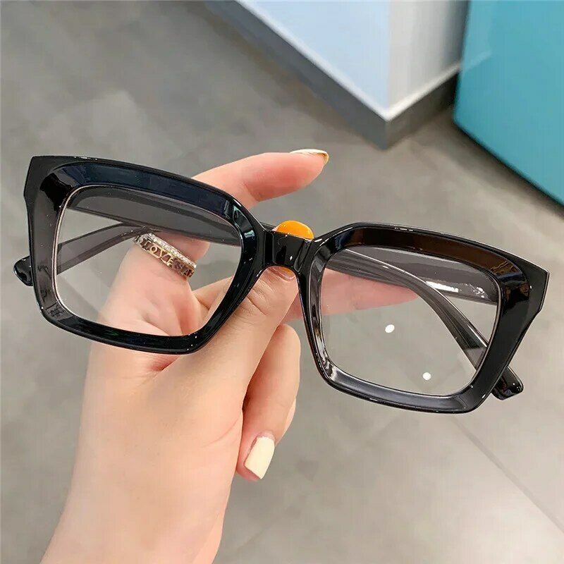 Kacamata baca แฟชั่นสำหรับผู้หญิง2023ใหม่แว่นตาป้องกันแสงสีฟ้าแบบสี่เหลี่ยมแว่นสายตายาวสำหรับผู้หญิง + 1 .0 ~ + 3.5