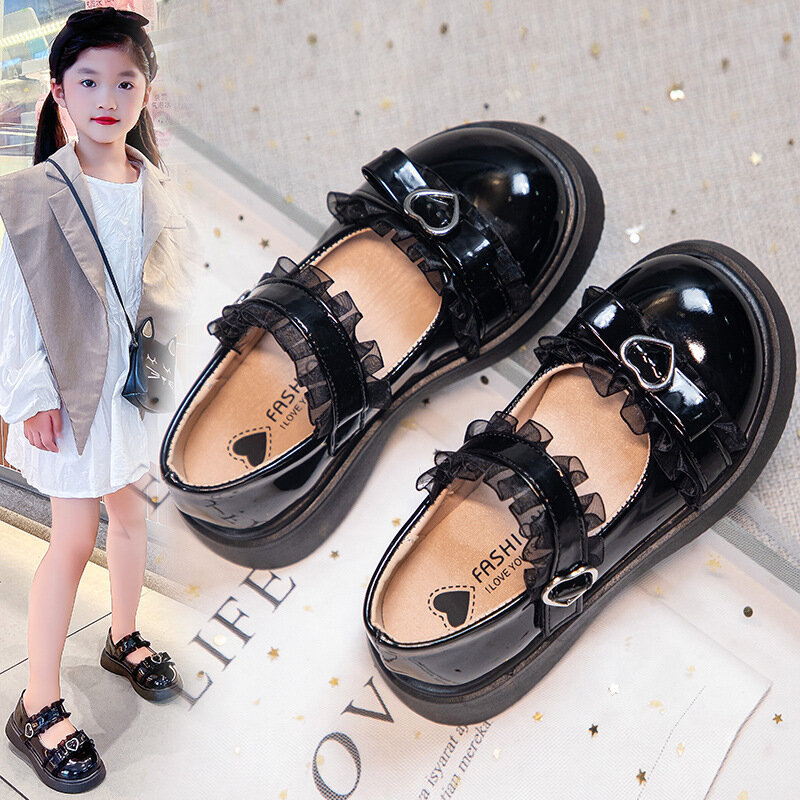 Sepatu kulit anak perempuan, sneaker putri renda sol lembut Lolita baru Musim Semi dan Gugur 2024 untuk pesta anggun
