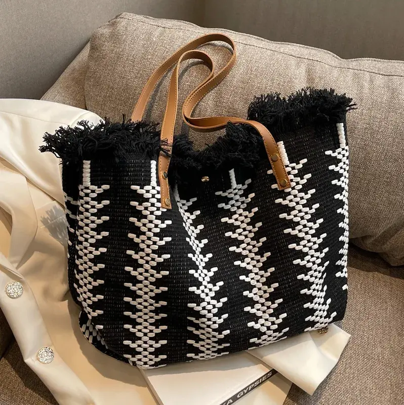 Knitted Tassel Woven Women's 2024 New Special-Interest Design Fashion Tote Bag Versatile Large Capacity Shoulder Bag