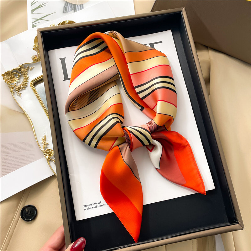 Casual 70cm Silk Satin Shawl Scarf for Women Fashion Spring Neck Tie Elegant Paisley Hand Wrsit Foulard Hijab Bandana Echarpe