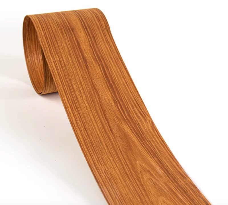 O ramo azeado dourado natural modelou o folheado de madeira, espessura 0.5mm da largura 23cm do comprimento 2.5m
