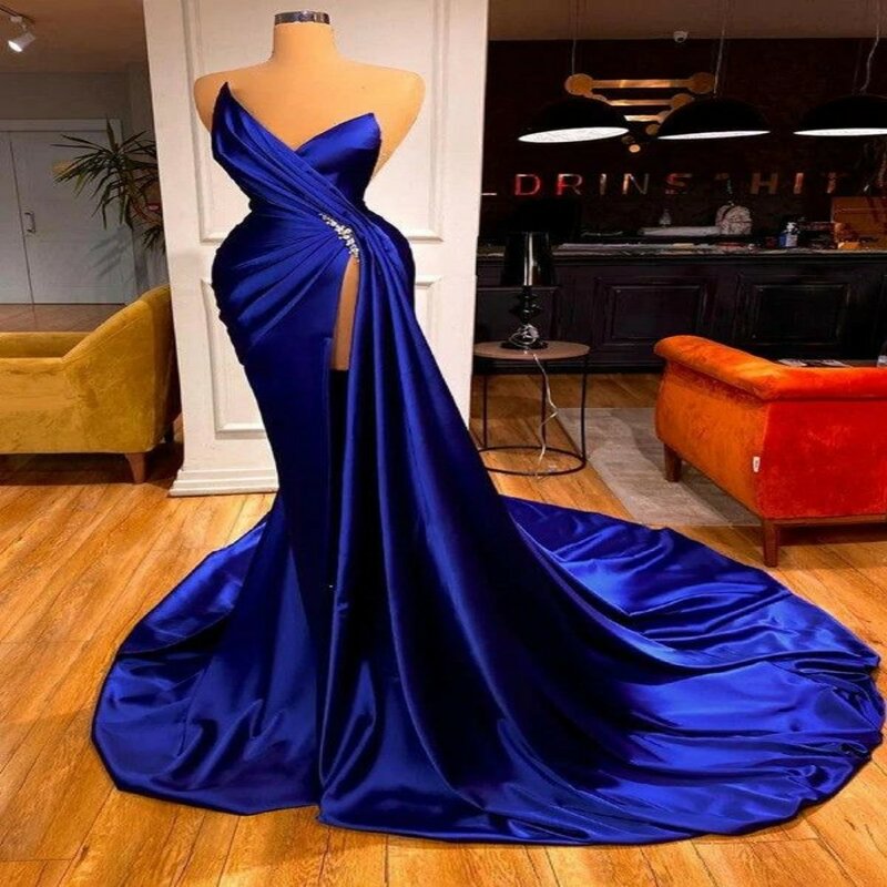 Charming Royal Blue พรหม Mermaid Ruched V คอยาวอย่างเป็นทางการ Party Hocoming Gowns เสื้อคลุม De Soirée