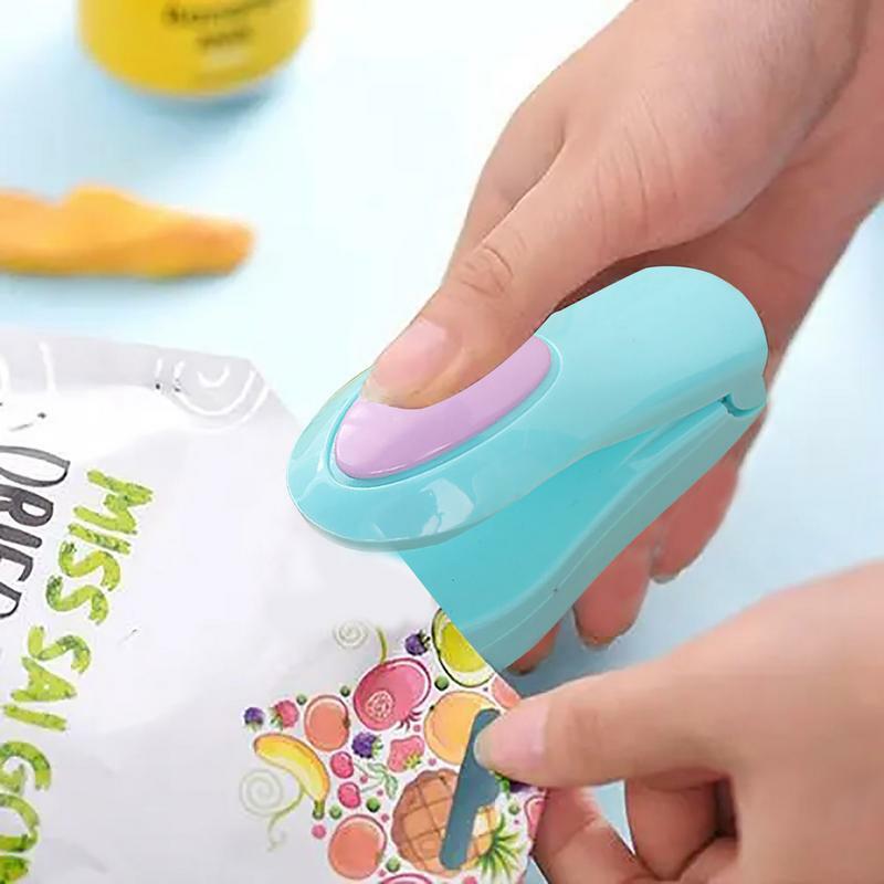 Mini palmare portatile pressa a mano riscaldamento Snack sigillatrice termosaldatrice imballaggio sacchetto di plastica sigillante per sacchetti di cibo sigillato