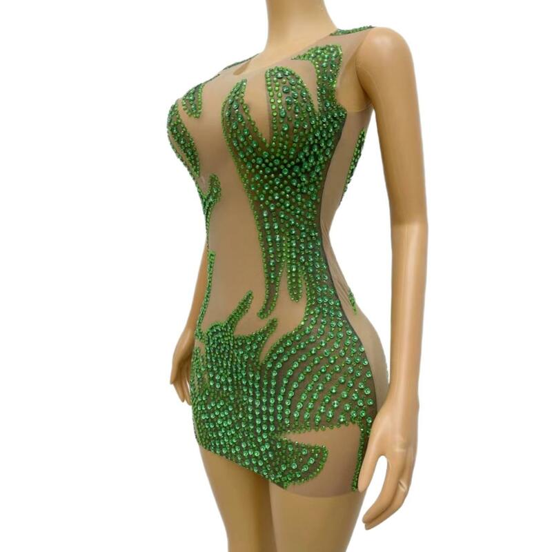 Brillanti strass verdi trasparenti senza maniche celebrare il vestito 2024 donne abiti da ballo compleanno vestito Sexy Prom Party Wear Lvyi