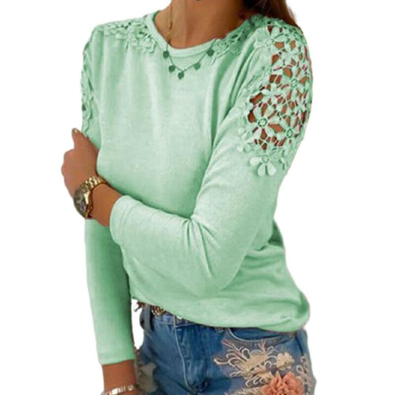 Camiseta de manga larga con flores de encaje para mujer, Top suave de talla grande con detalle calado, diseño de cuello redondo