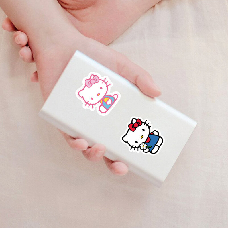 10/30/50 sztuk Cute Cartoon Hello Kitty naklejki Kawaii dla dziewcząt Graffiti butelka wody gitara pamiętnik winylu dzieci DIY zabawki naklejki naklejki