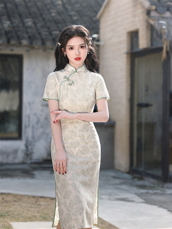 Vintage New Chinese Traditional Cheongsam Women Lace Qipao Novelty Formal Party Banquet Dress Girls Daily Slim Split Dress