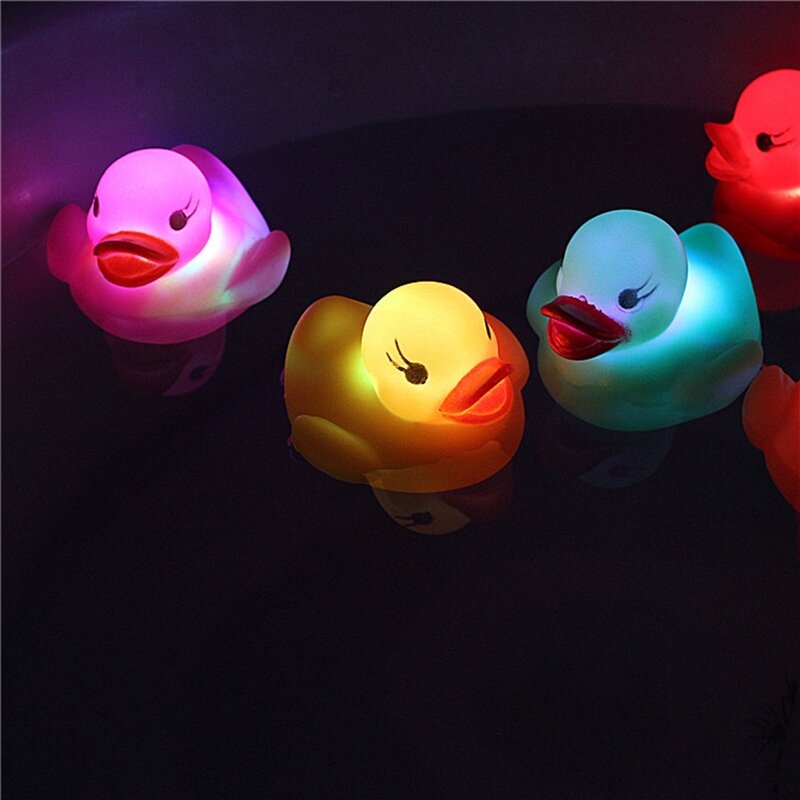 6 cores bebê bonito brilhante pato banho brinquedos banheira piscando led amarelo pato flutuante brinquedo crianças dos desenhos animados animais água jogar divertido