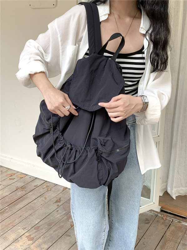Nuovo zaino borse a tracolla in tessuto di Nylon per le donne moda leggera borsa da scuola Casual di grande capacità Designer di lusso tinta unita