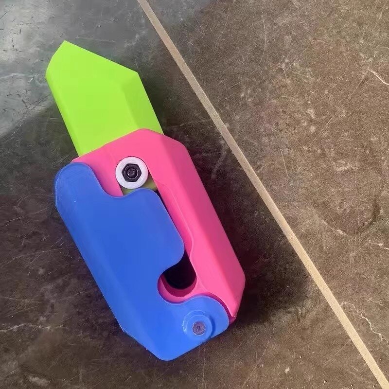 3D Printing Gravity Knife Cub Jumping Small Radish Knife Mini Model Pendant Push Card Decompression Toy Mini Butterfly Knife