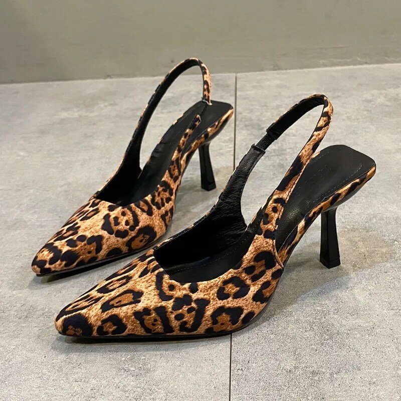 Sandálias de salto fino para mulheres, sapatos com estampa de leopardo, designer simples, chinelos confortáveis para senhoras, moda