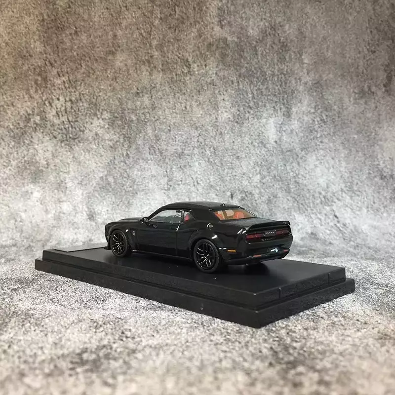 Stance Hunters 1:64 Model Car Hellcat Open Hood Alloy Classical Collection