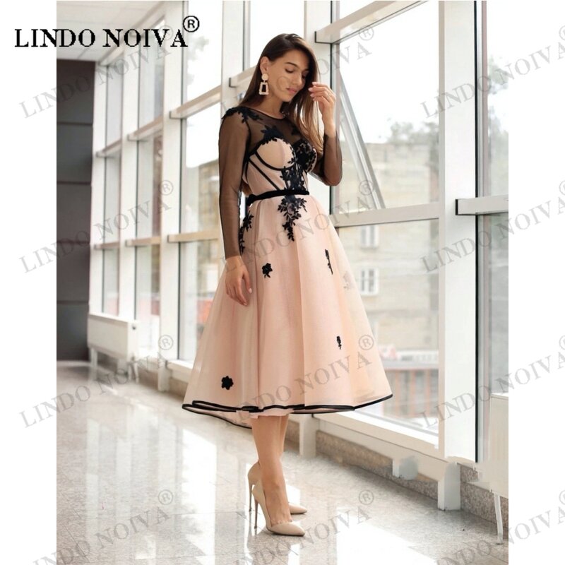 LINDO NOIVA Sexy Pink Prom Dresses Turtleneck Long Sleeve Evening Dress A Line Black Lace Sheer Applique Vestidos De Noche